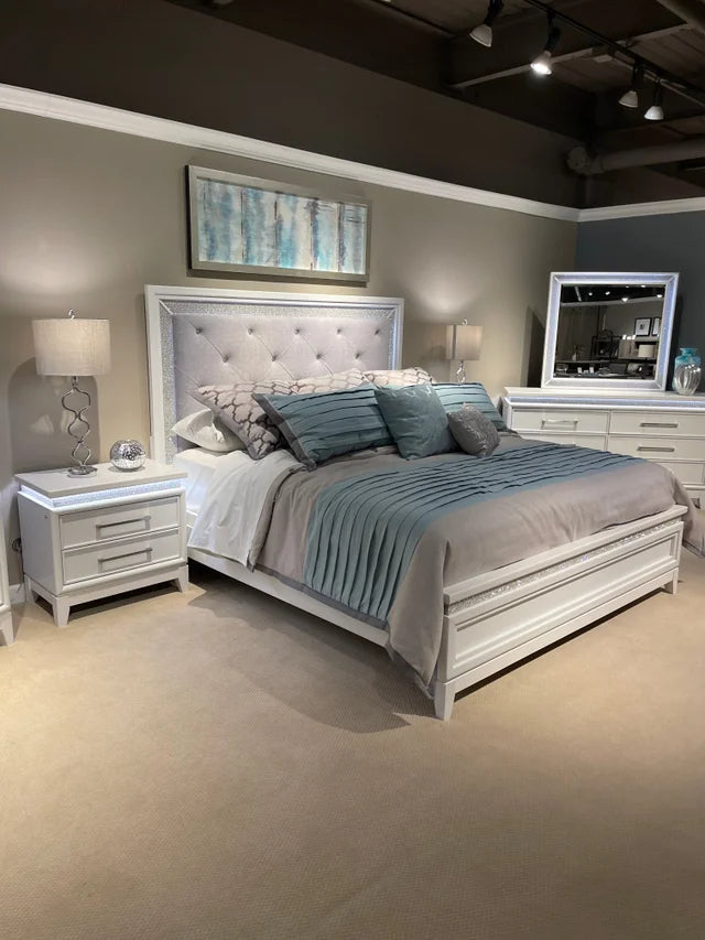 781 White - 5PC Bedroom Set Queen