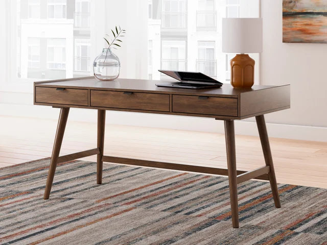 H615-44 - Desk