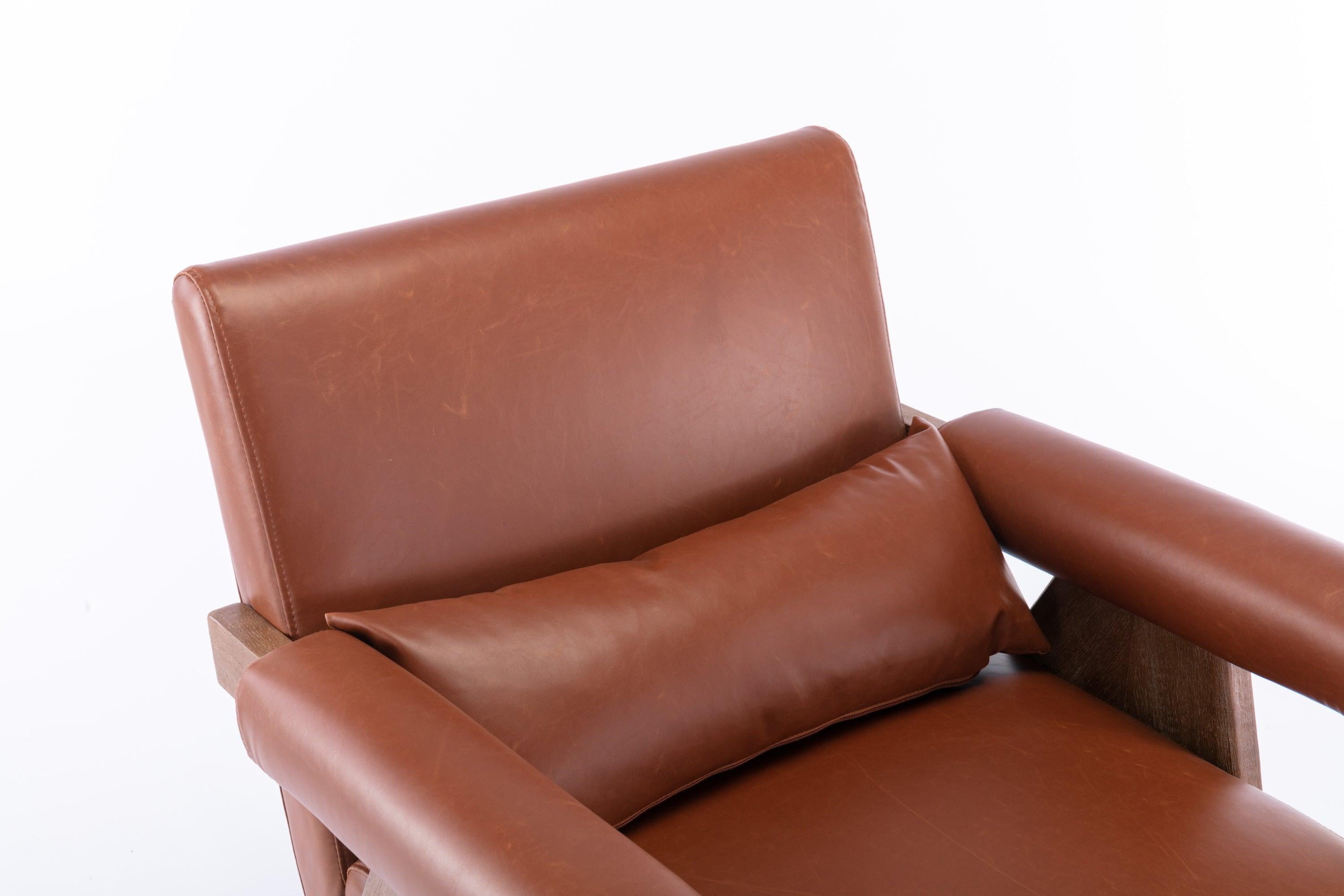 Accent chair, KD rubber wood legs with Walnut finish. PU leather cover the seat. With a cushion.Brown