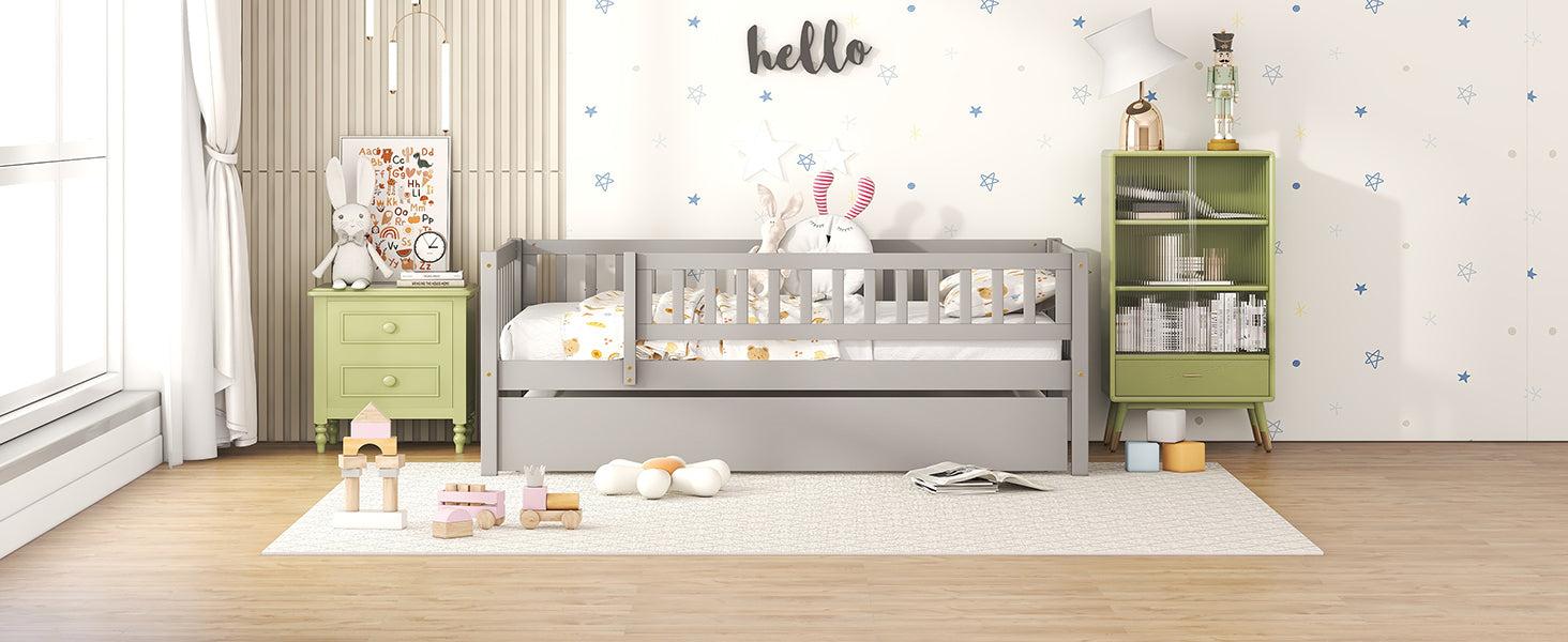 Twin Size Wood Daybed with Trundle and Fence Guardrails, Gray