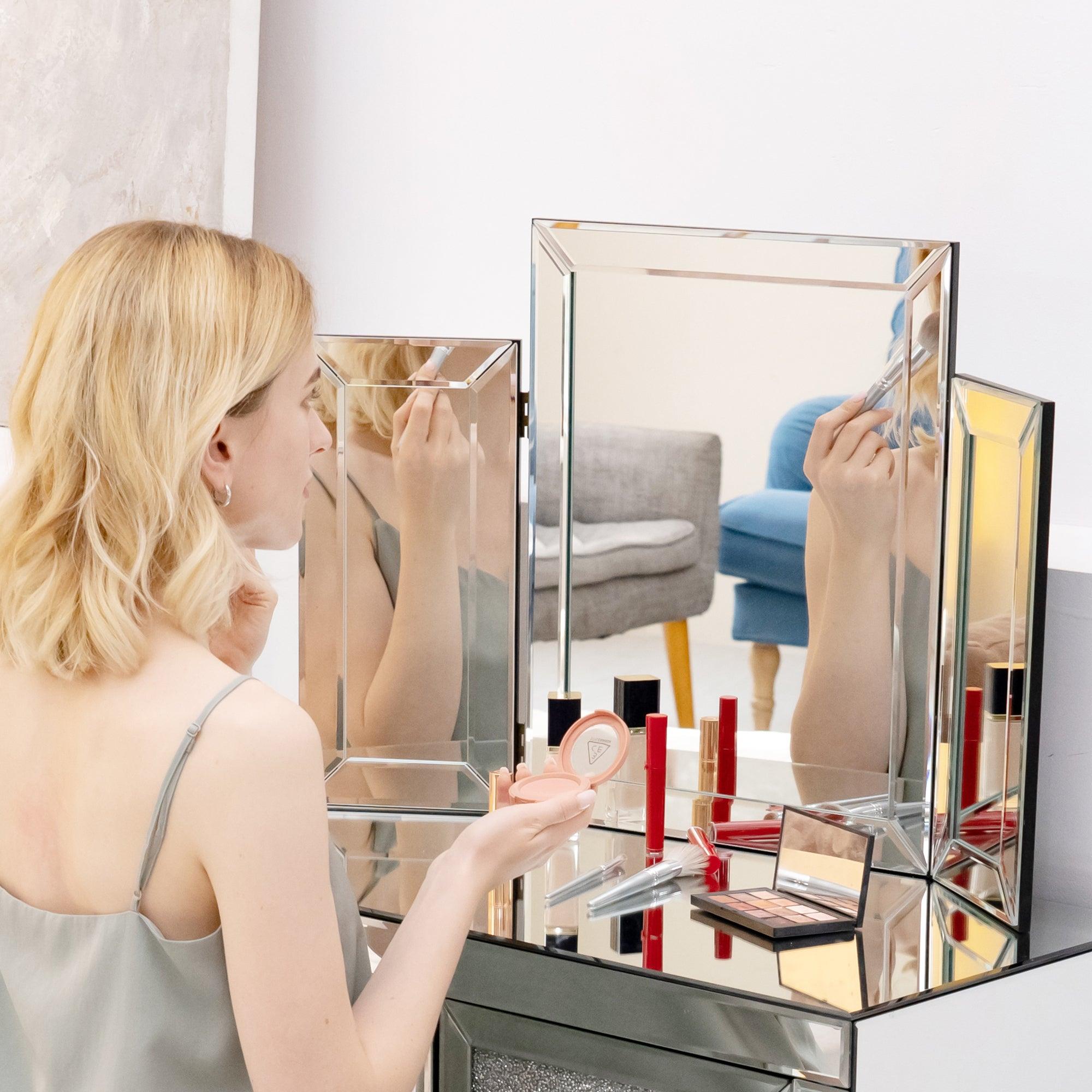 Dressing table mirror Trifold vanity mirror