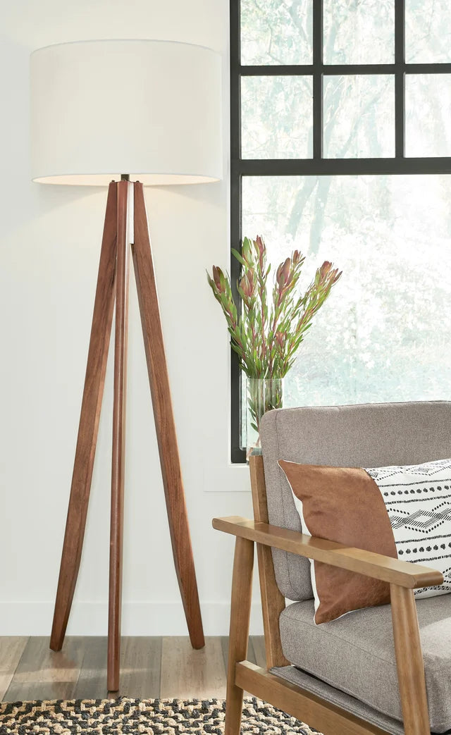 L329011 Floor Lamp