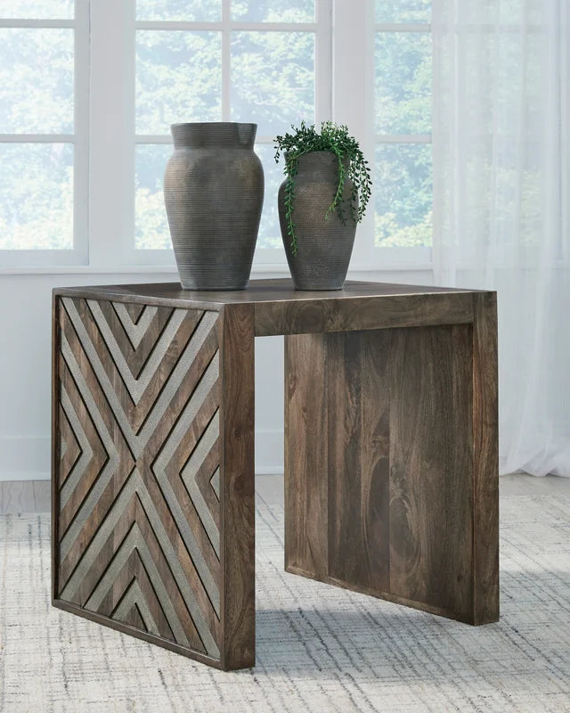 T567 - Occasional Table Set